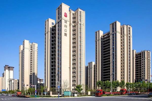 聚势赋能，，，，，筑巢引凤，，，，，数智共生，，，，，俊才安居 解码集团滨纷公寓品牌发展新路径